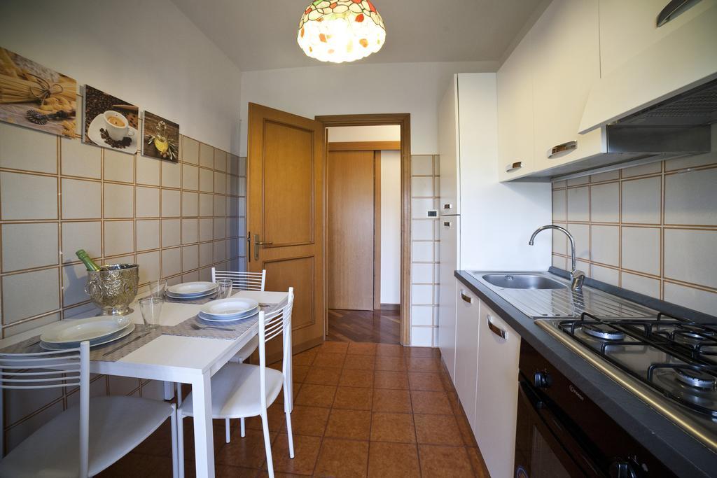 Roman Holidays All'Eur Room photo
